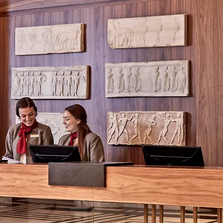 Hotel Electra Metropolis 5*