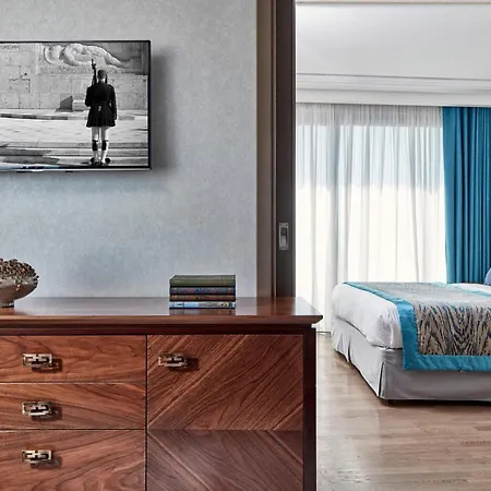 Hotel Electra Metropolis 5*